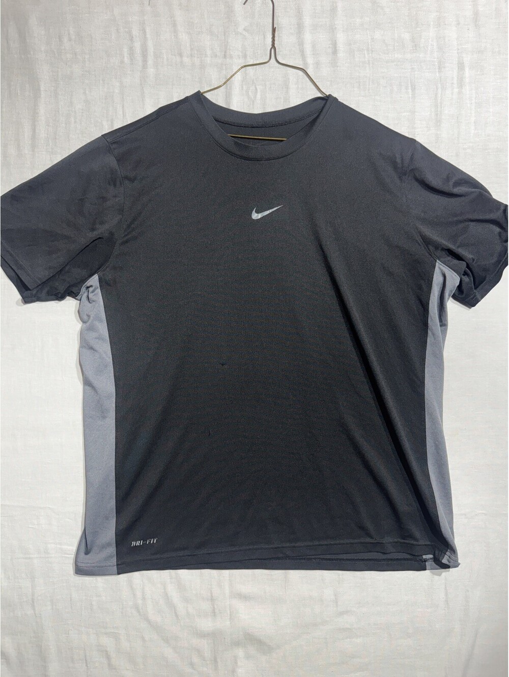 Men's Nike Dri-Fit Black And Grey T Shirt Size XL